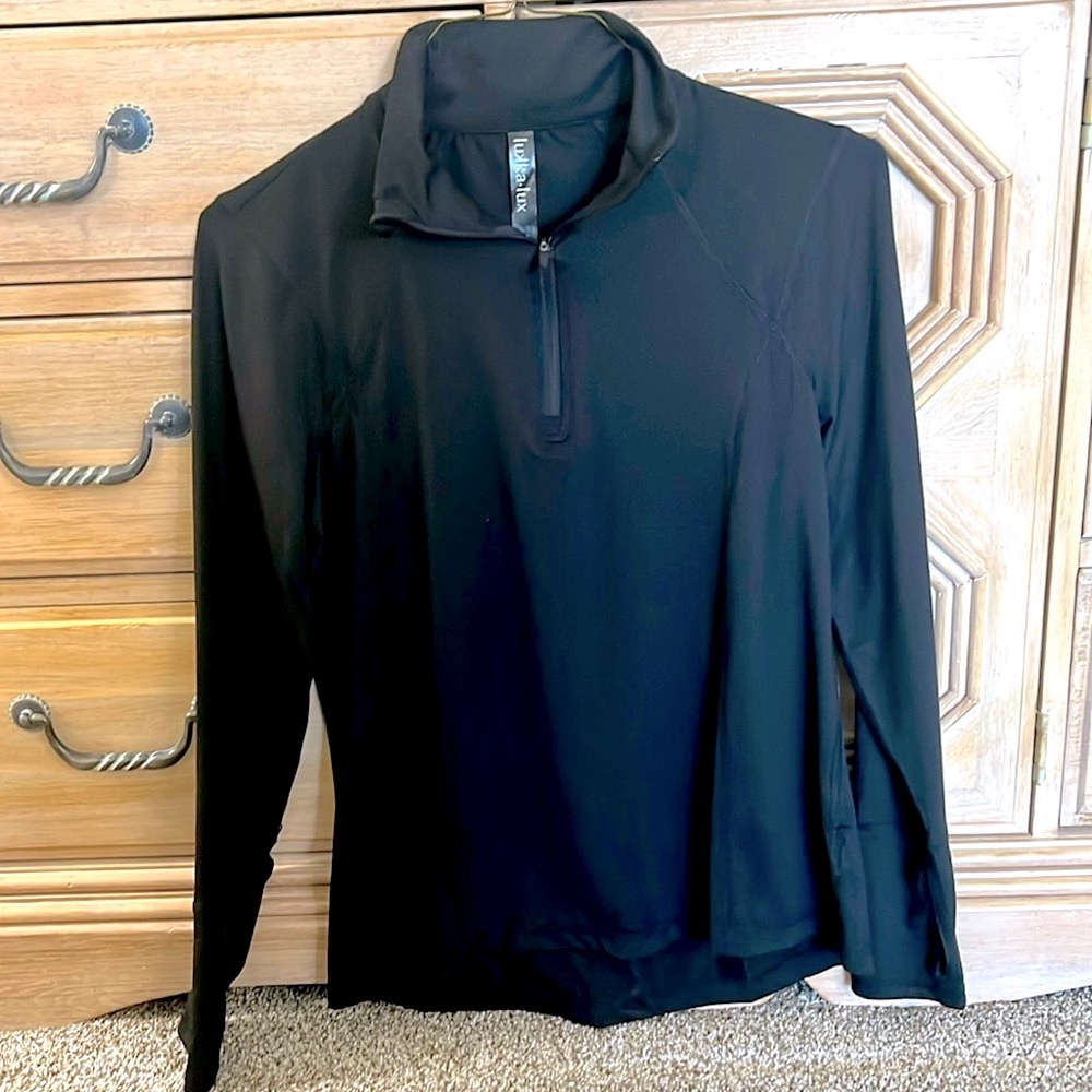 Lukka Lux 1/4 zip black pullover